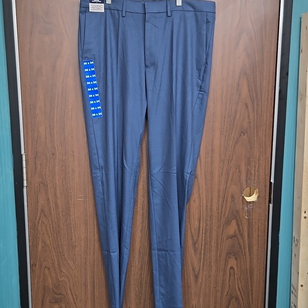 Haggar Size 36x34 Blue Straight Fit 365 Flex Dress Pant
